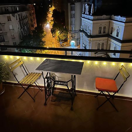 Bright & Spacious Home In Buda Budapest Kültér fotó
