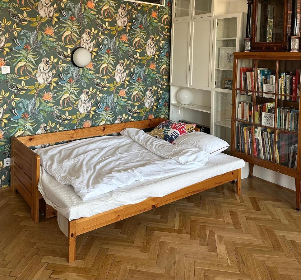 Bright & Spacious Home In Buda Budapest Kültér fotó